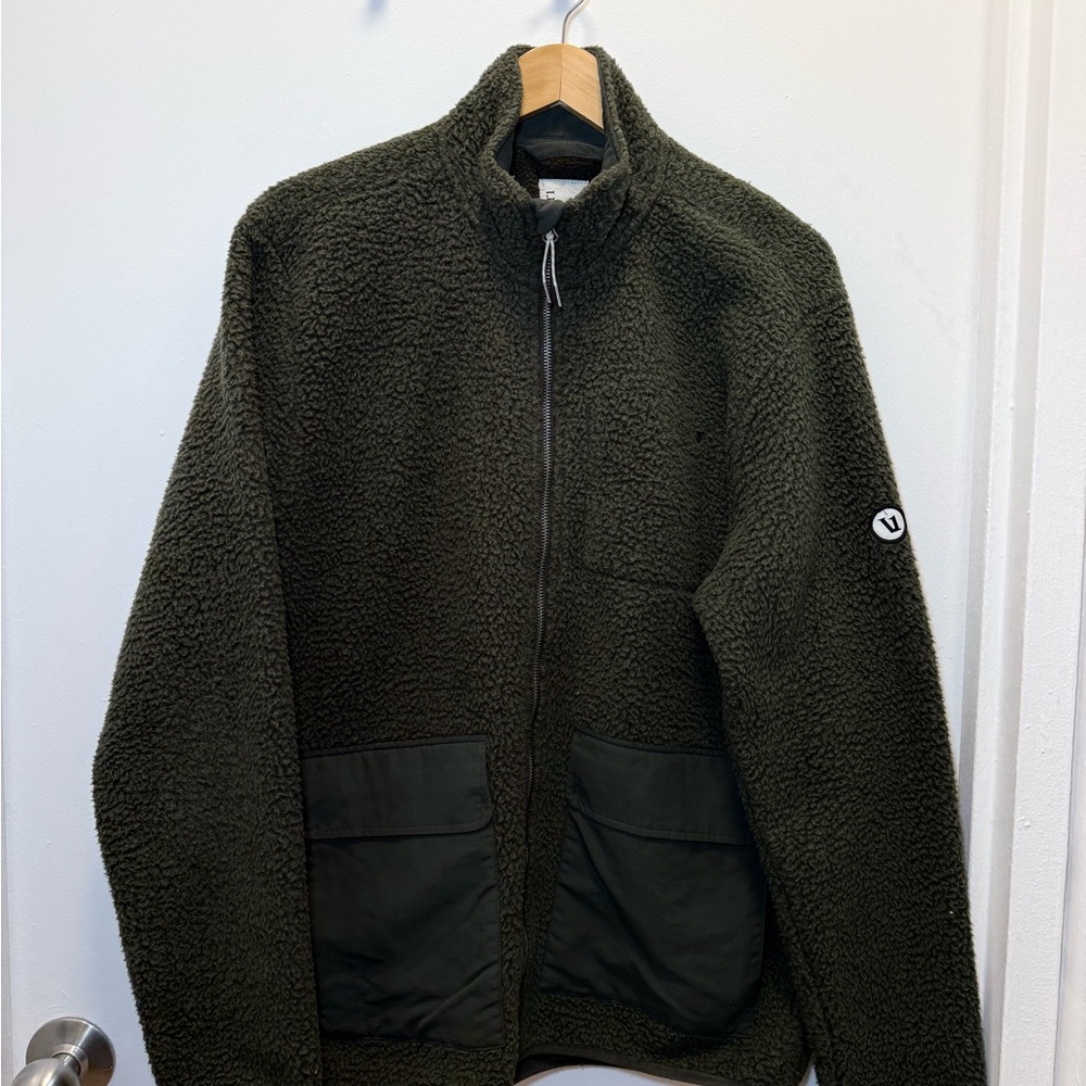Vuori Dark Green Zip-Up Fleece with Pockets